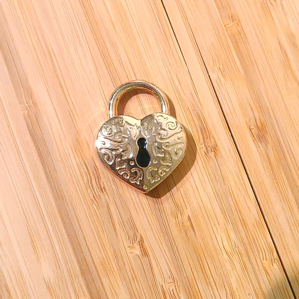 Heart charm